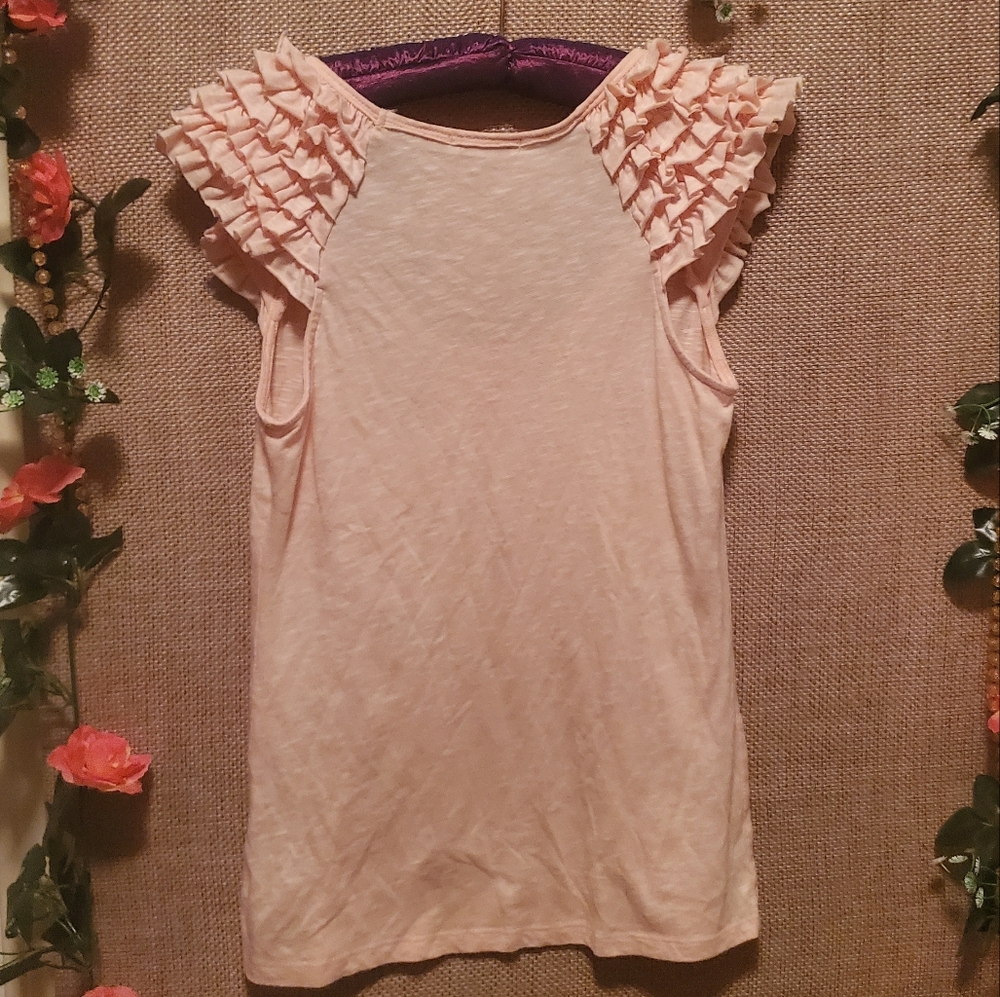 Peach🍑 ruffle shoulder shirt